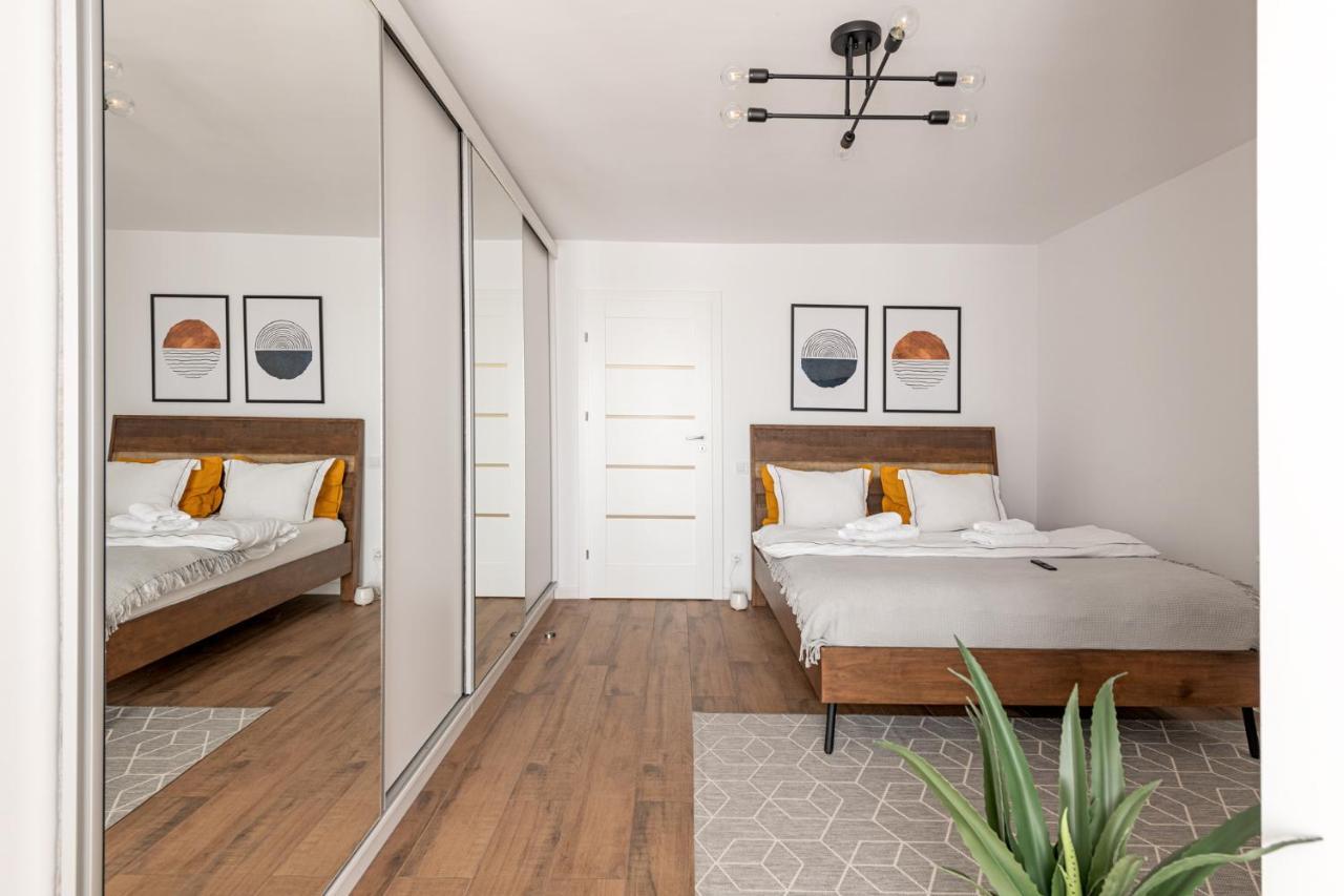 Moon Apartments Cluj-Napoca Ngoại thất bức ảnh