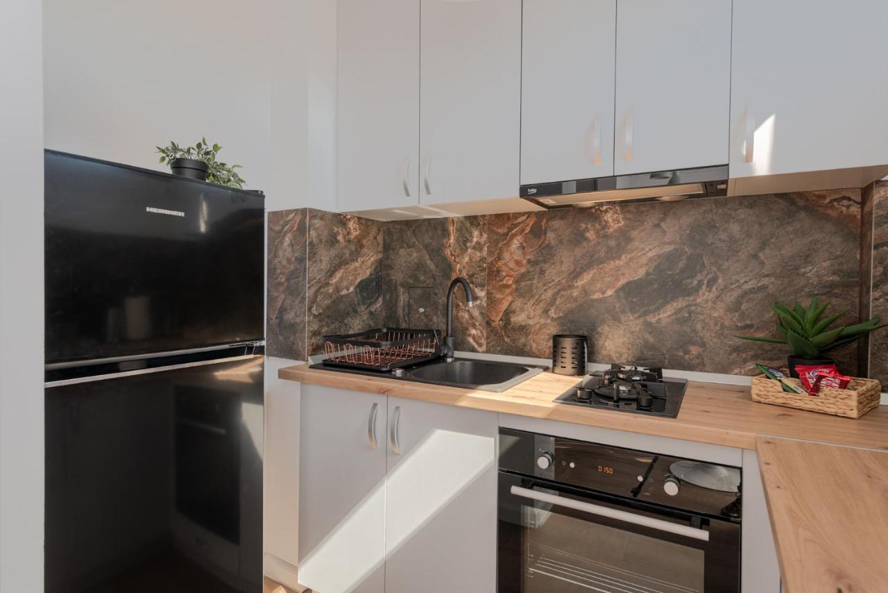 Moon Apartments Cluj-Napoca Ngoại thất bức ảnh