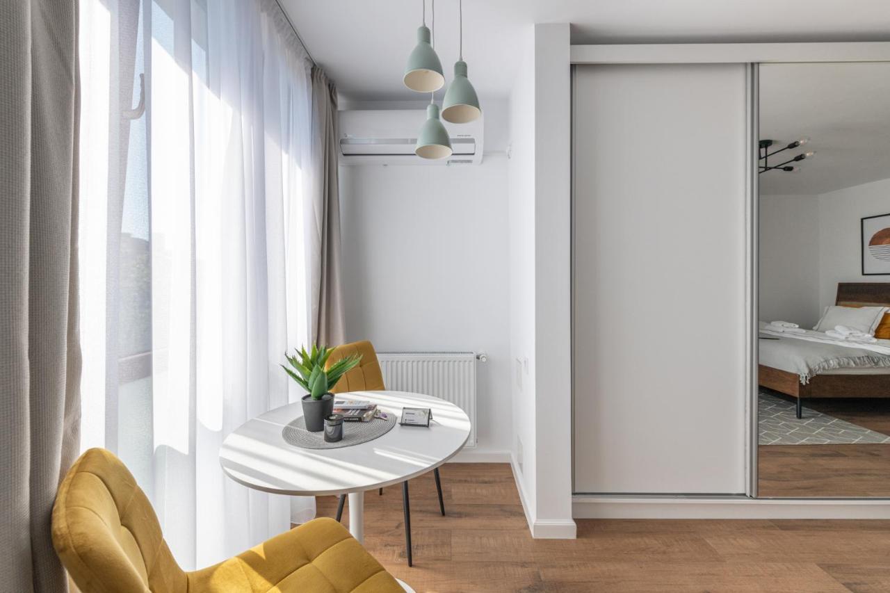 Moon Apartments Cluj-Napoca Ngoại thất bức ảnh