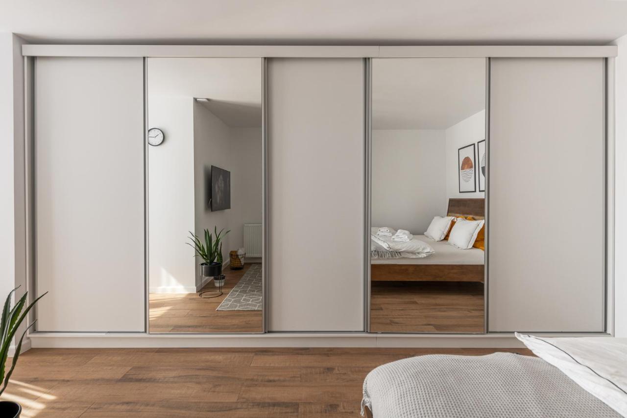 Moon Apartments Cluj-Napoca Ngoại thất bức ảnh