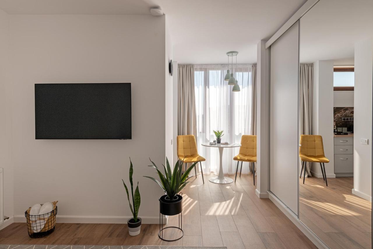 Moon Apartments Cluj-Napoca Ngoại thất bức ảnh
